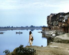 Krishna Das on the bank of the Yamuna River in India, 1971